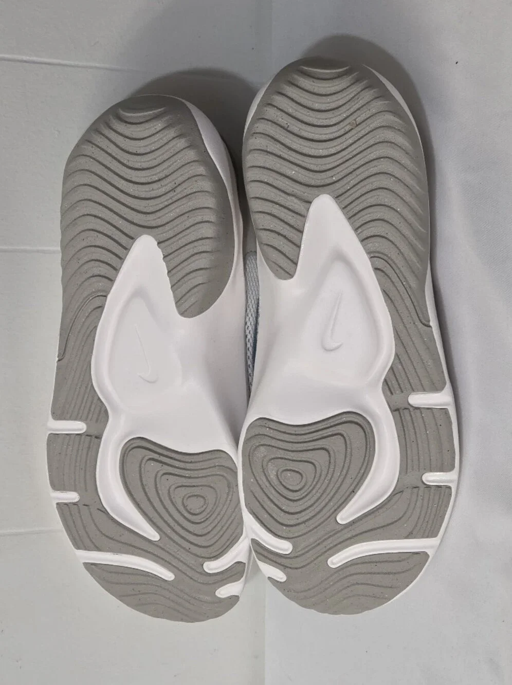 Nike W Essential 3 Next Nature Workout Shoes Womens Size 10